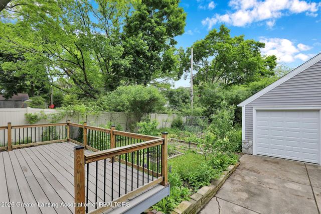 350 Kensington Road, East Lansing, MI 48823