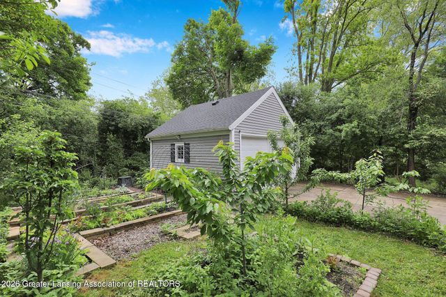 350 Kensington Road, East Lansing, MI 48823