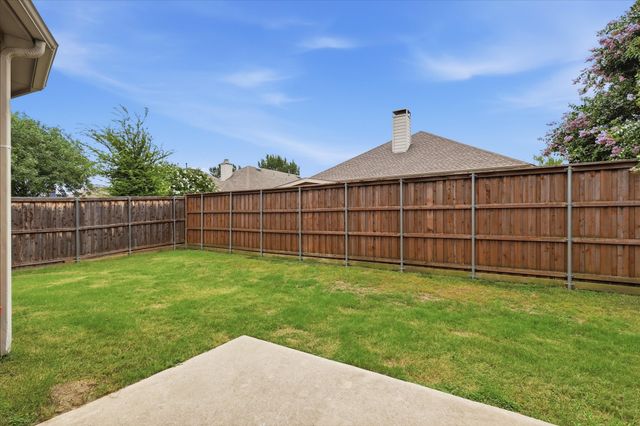 2432 Chesterwood Drive, Little Elm, TX 75068