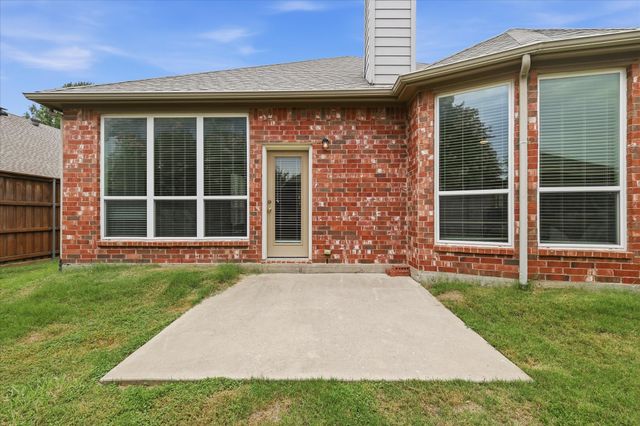 2432 Chesterwood Drive, Little Elm, TX 75068