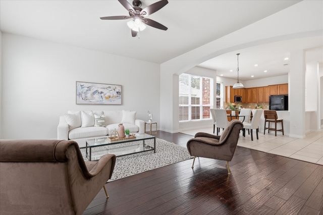 2432 Chesterwood Drive, Little Elm, TX 75068