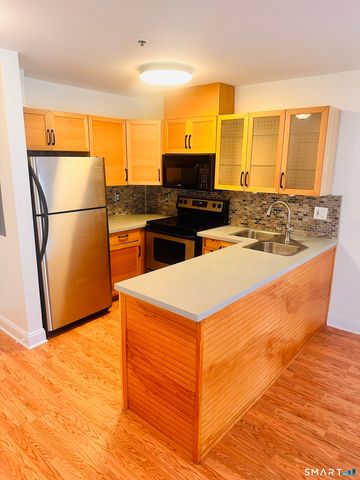 104 North Street 401, Stamford, CT 06902