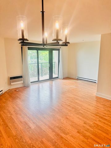 104 North Street 401, Stamford, CT 06902