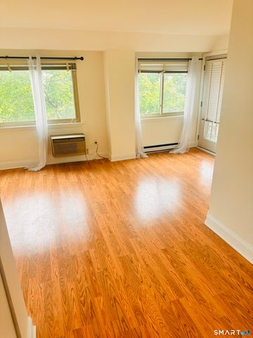 104 North Street 401, Stamford, CT 06902