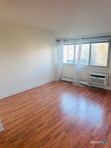 104 North Street 401, Stamford, CT 06902
