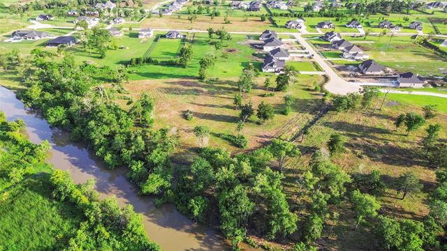 6642 Freret Bayou Drive, Baytown, TX 77523