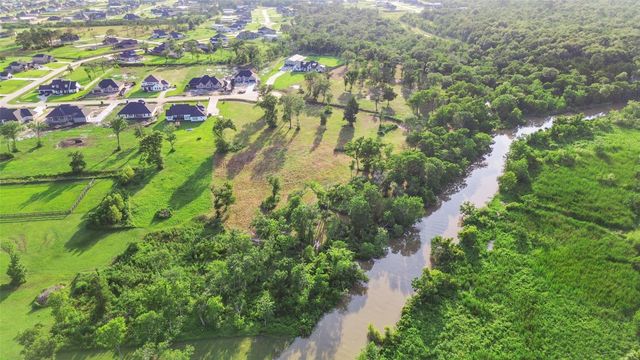 6642 Freret Bayou Drive, Baytown, TX 77523