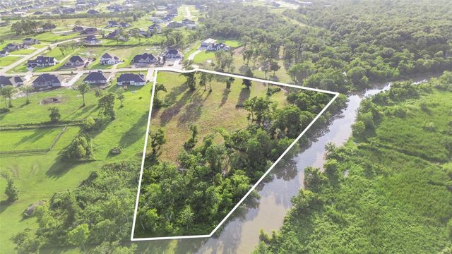 6642 Freret Bayou Drive, Baytown, TX 77523