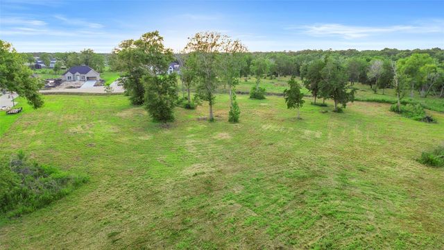 6642 Freret Bayou Drive, Baytown, TX 77523