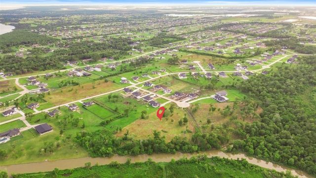 6642 Freret Bayou Drive, Baytown, TX 77523