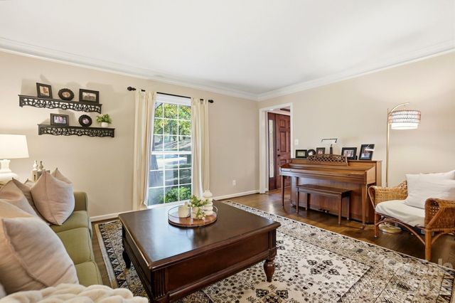 434 Chadmore Drive, Charlotte, NC 28270