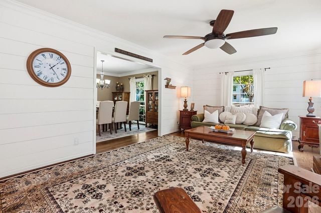 434 Chadmore Drive, Charlotte, NC 28270