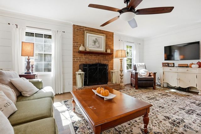 434 Chadmore Drive, Charlotte, NC 28270