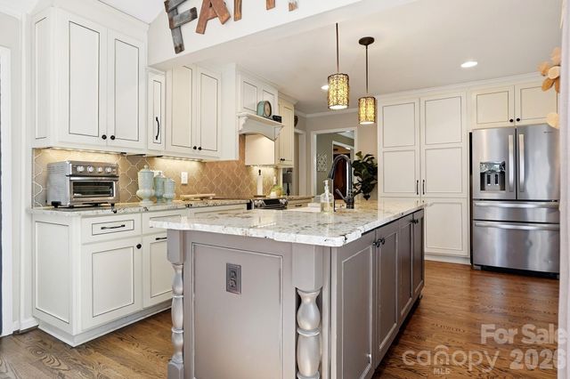 434 Chadmore Drive, Charlotte, NC 28270