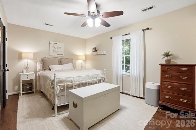 434 Chadmore Drive, Charlotte, NC 28270