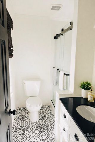 434 Chadmore Drive, Charlotte, NC 28270