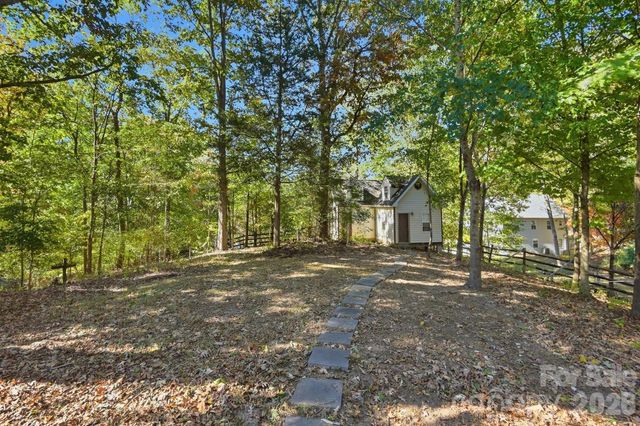 434 Chadmore Drive, Charlotte, NC 28270