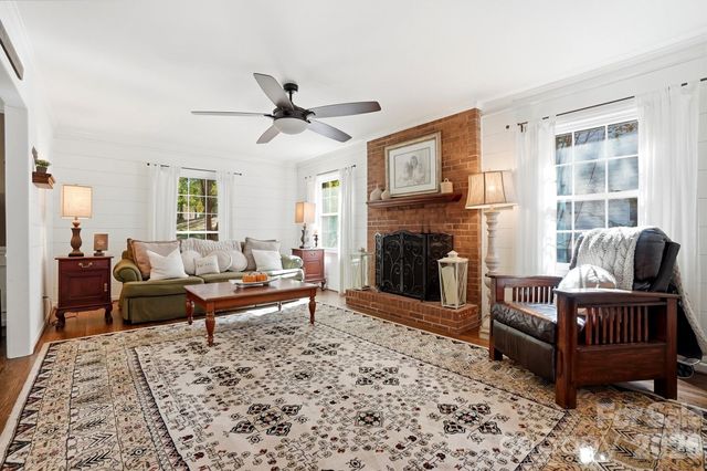 434 Chadmore Drive, Charlotte, NC 28270