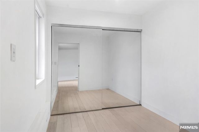 6010 Boulevard East, West New York, NJ 07093