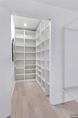 6010 Boulevard East, West New York, NJ 07093