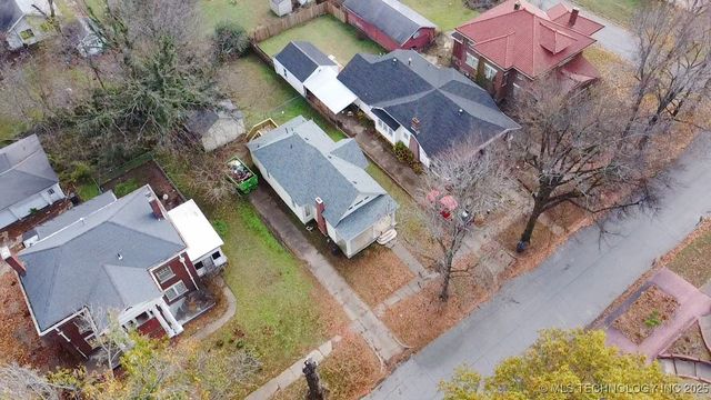 809 N Grand Avenue, Okmulgee, OK 74447