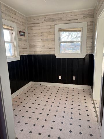 95 W 8th Street, Kemah, TX 77565