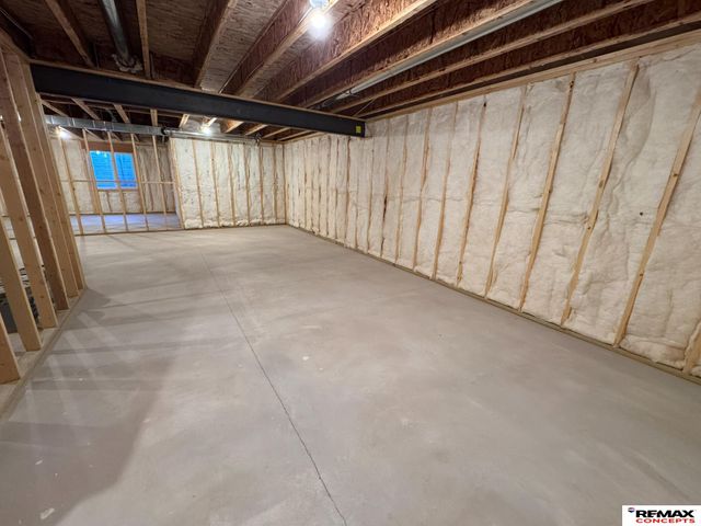 4324 Woodside Village Drive, Lincoln, NE 68528