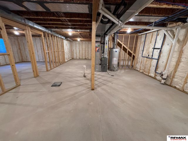 4324 Woodside Village Drive, Lincoln, NE 68528