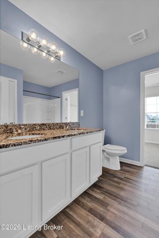 1061 Shady Brook Ln, Louisville, KY 40229