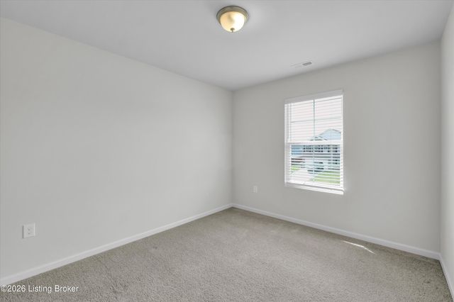 1061 Shady Brook Ln, Louisville, KY 40229