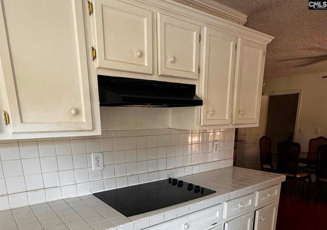 1960 Drexel Lake, Columbia, SC 29223