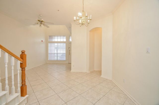 2710 Grants Lake Boulevard I-4, Sugar Land, TX 77479