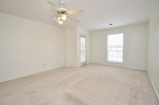 2710 Grants Lake Boulevard I-4, Sugar Land, TX 77479