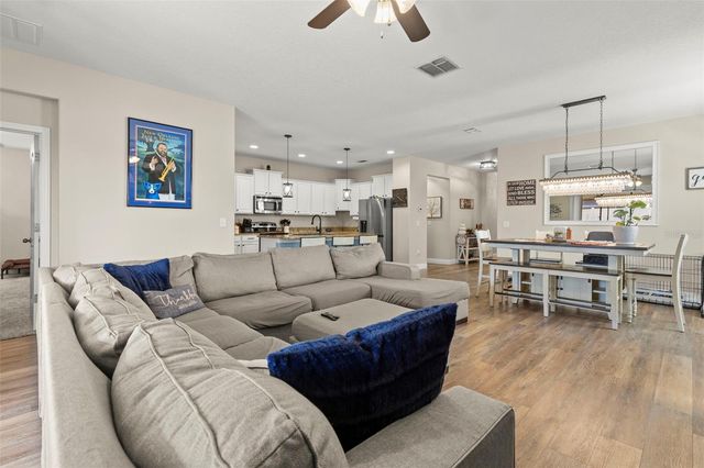 10222 CELTIC ASH DRIVE, Ruskin, FL 33573