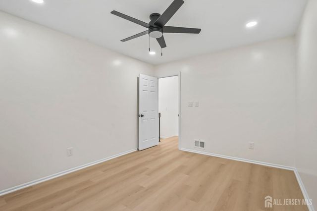 102 Kingsberry Drive, Franklin Twsp, NJ 08873