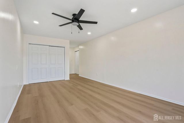 102 Kingsberry Drive, Franklin Twsp, NJ 08873