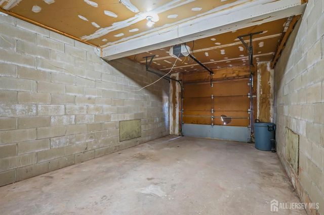 102 Kingsberry Drive, Franklin Twsp, NJ 08873