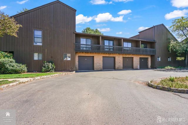 102 Kingsberry Drive, Franklin Twsp, NJ 08873