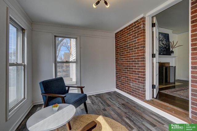 2002 N 55 Street, Omaha, NE 68104