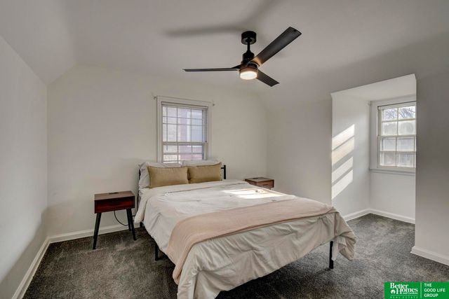 2002 N 55 Street, Omaha, NE 68104