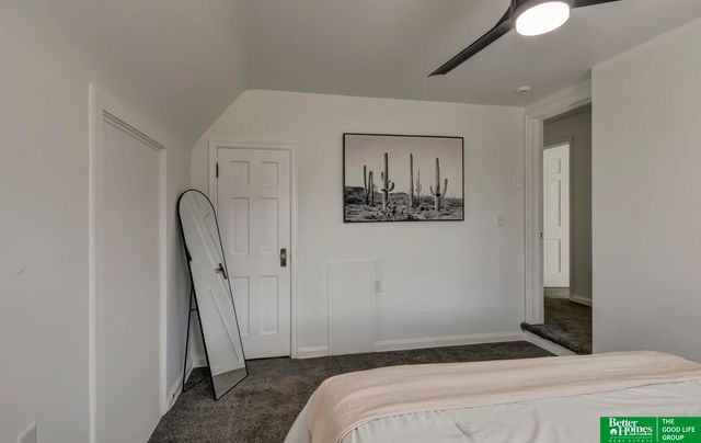 2002 N 55 Street, Omaha, NE 68104