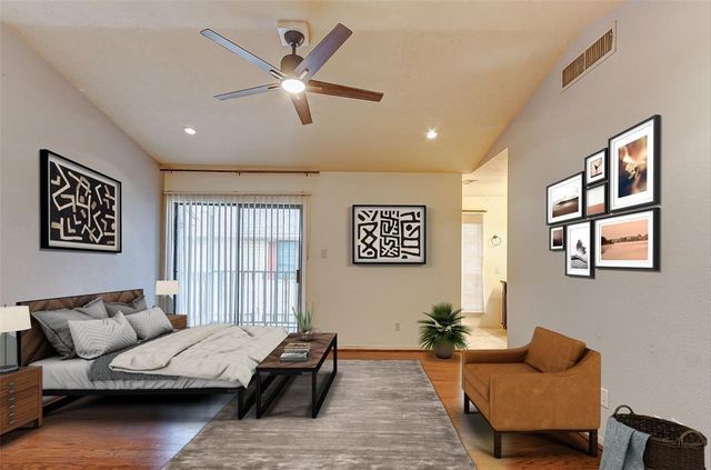 7350 Kirby Drive 5, Houston, TX 77030