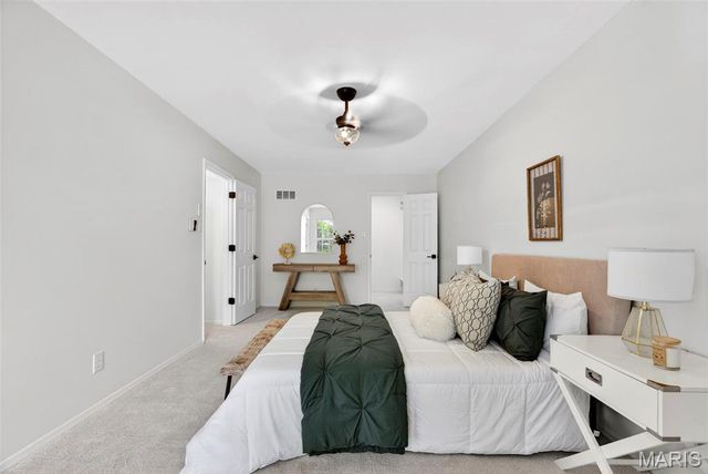 9901 Baywood Terrace, Sappington, MO 63126