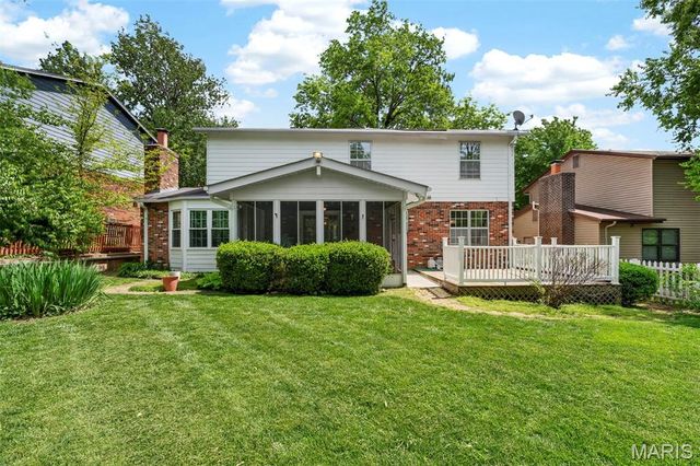 9901 Baywood Terrace, Sappington, MO 63126