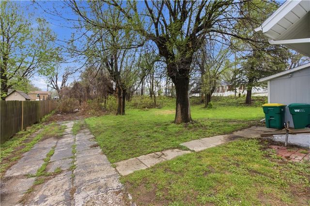 2622 N 38th Street, Kansas City, KS 66104