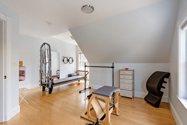 25 Banks St 2, Somerville, MA 02144
