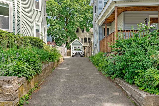 25 Banks St 2, Somerville, MA 02144