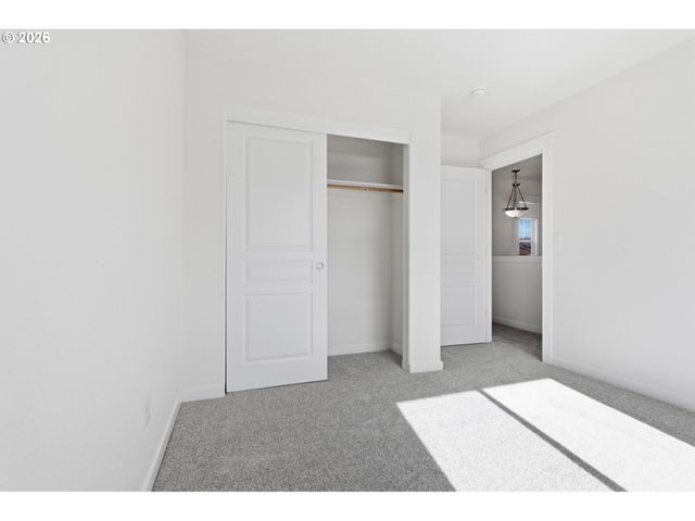 20612 Sw ROCKPORT Ln, Beaverton, OR 97006