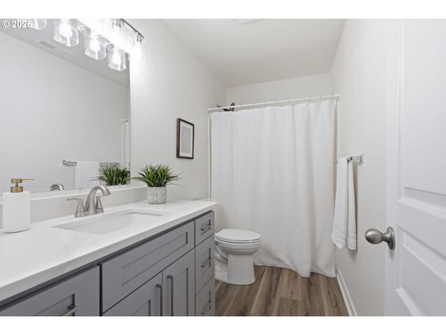 20612 Sw ROCKPORT Ln, Beaverton, OR 97006