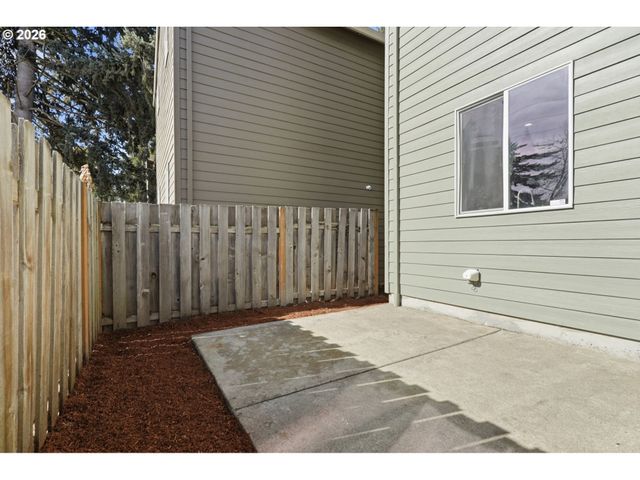 20612 Sw ROCKPORT Ln, Beaverton, OR 97006